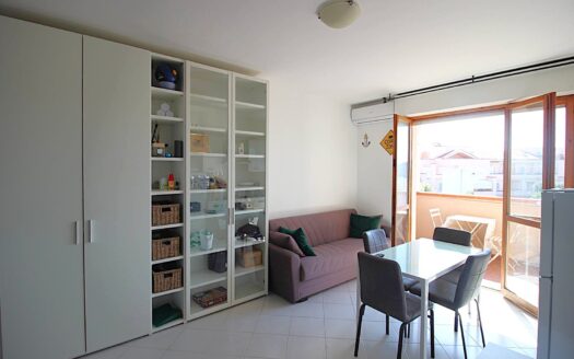 RIF 278V – Monolocale con terrazzo e posto auto – Castiglione della Pescaia